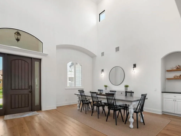 Impressive Five Bedroom  Coastal Retreat with Private Pool in Marco Island